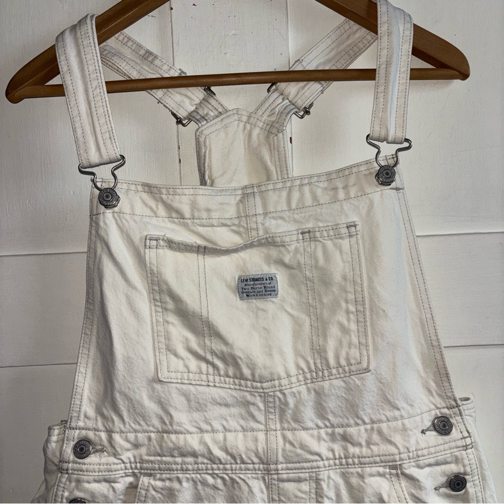 Levi’s White Utility Shorts Overalls Size Medium - Picture 4 of 14